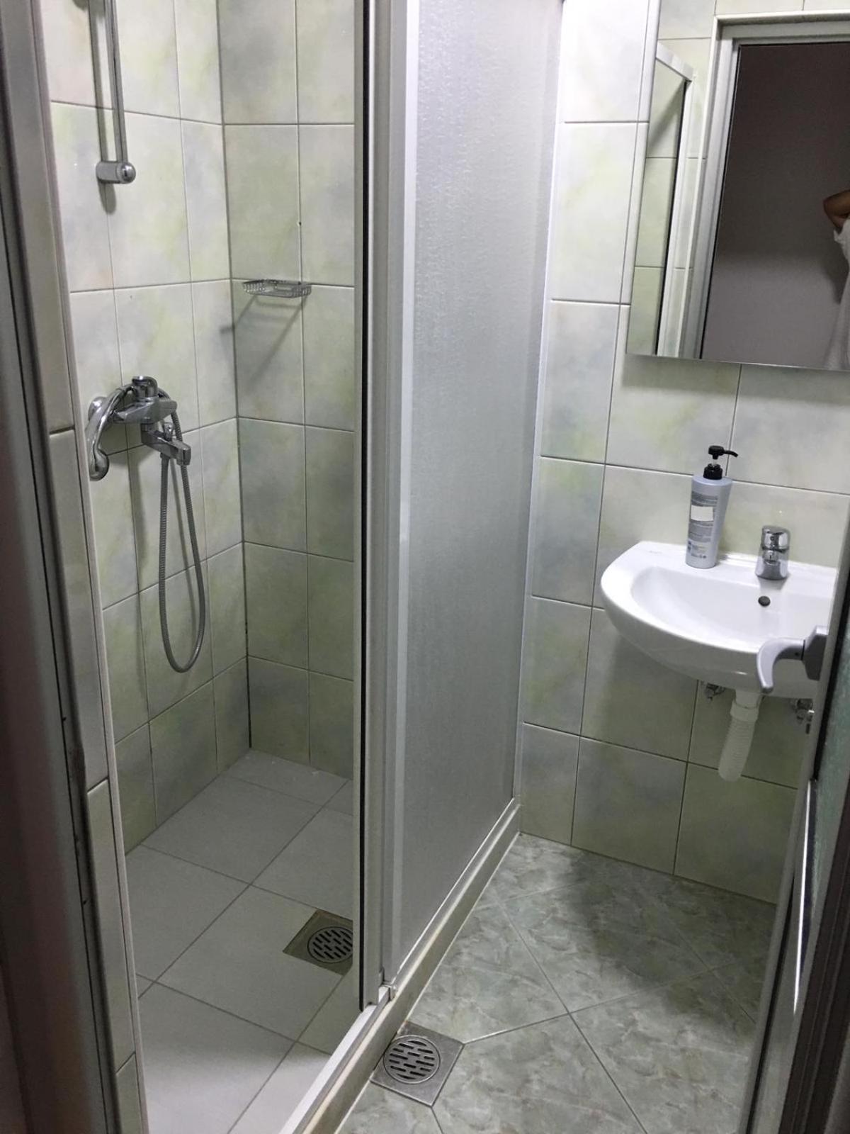 Hotel Diplomat Struga Ngoại thất bức ảnh